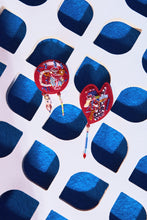 Carregar imagem no visualizador da galeria, Brinco Corazó